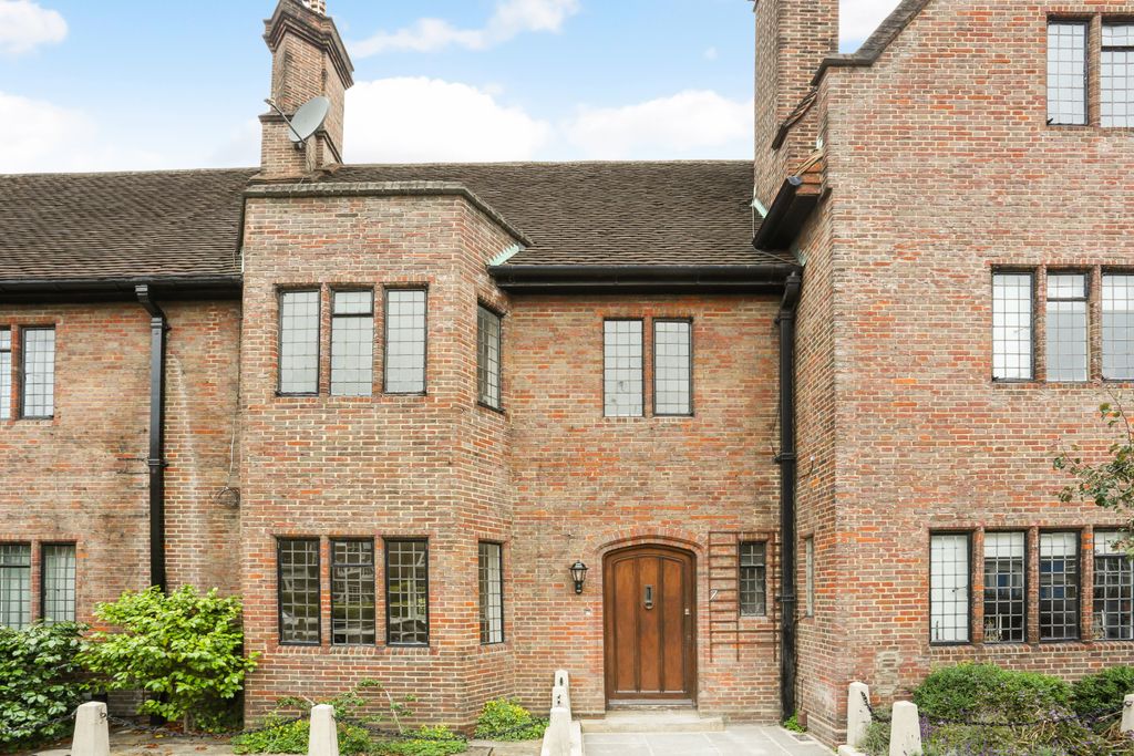 Property photo 1 of 20 Exterior