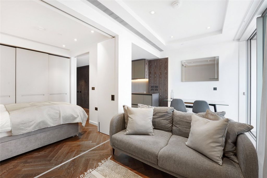 Property photo 2 of 11 Reception Room