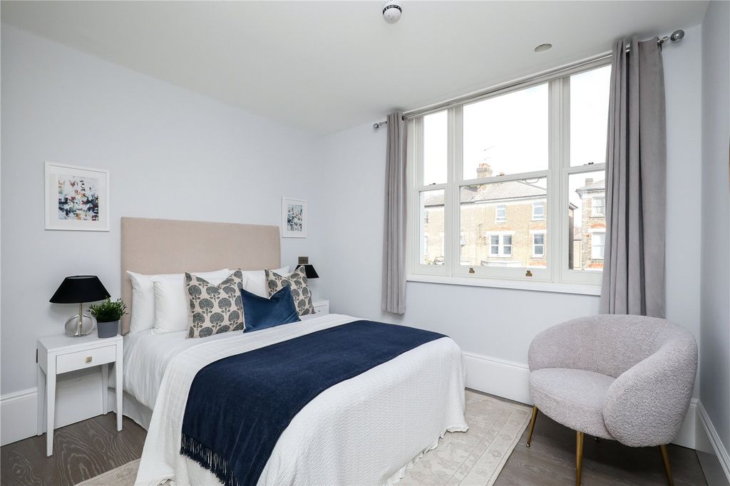 Property photo 3 of 13 Picture No. 09