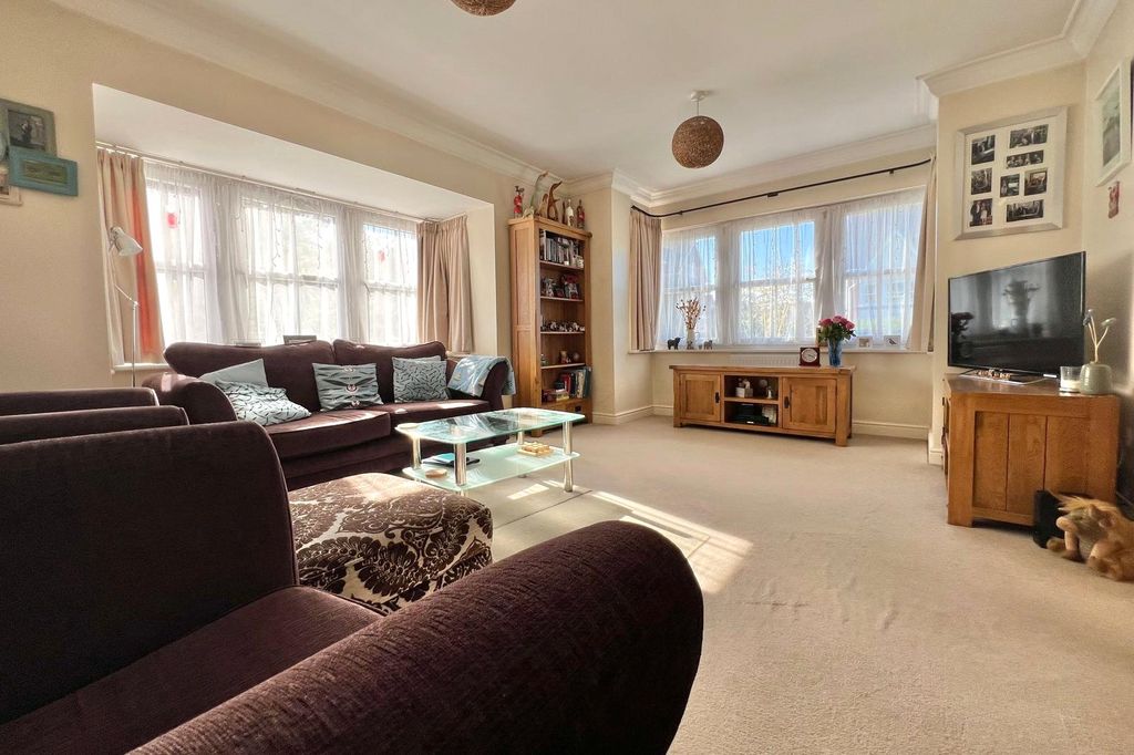 Property photo 2 of 26 Picture No. 08