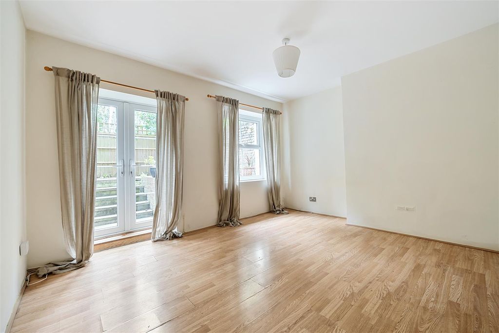 Property photo 2 of 7 1184391 (2).Jpg