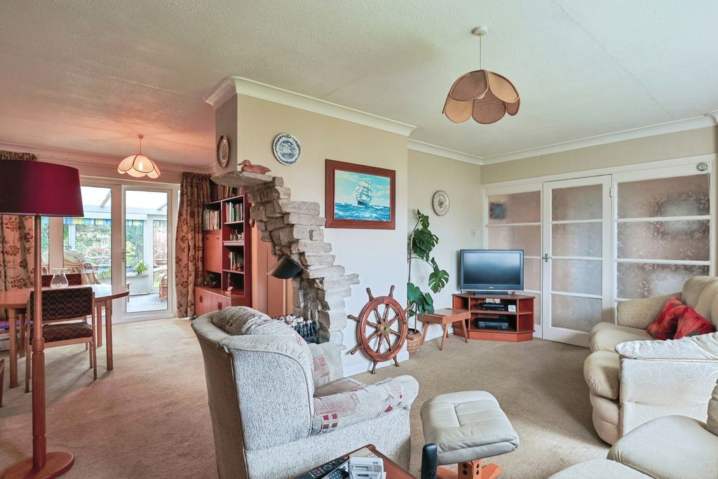 Property photo 3 of 22 Pbox-Img.Jpg