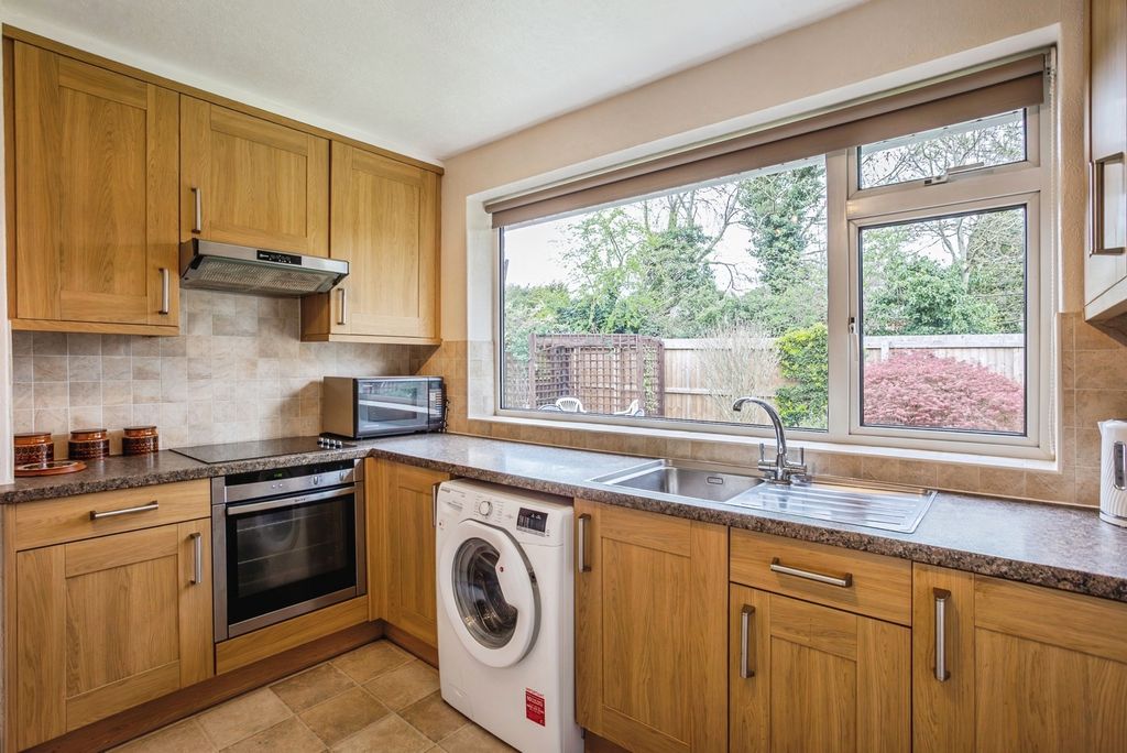 Property photo 2 of 20 Pbox-Img.Jpg