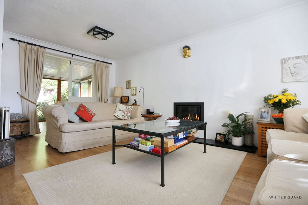 Property photo 3 of 20