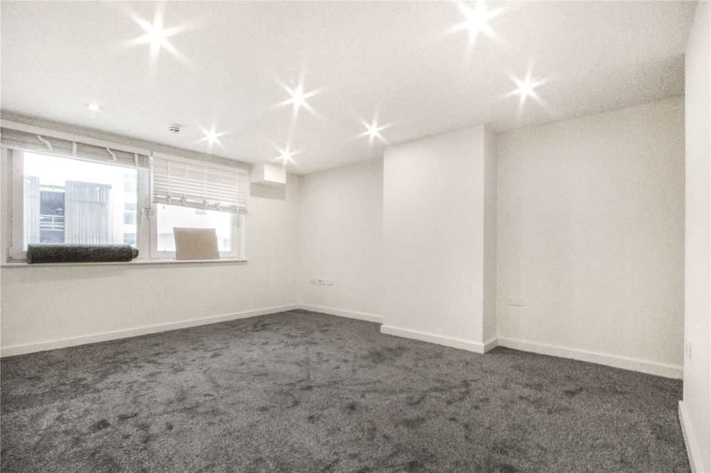 Property photo 3 of 7 Picture No. 07