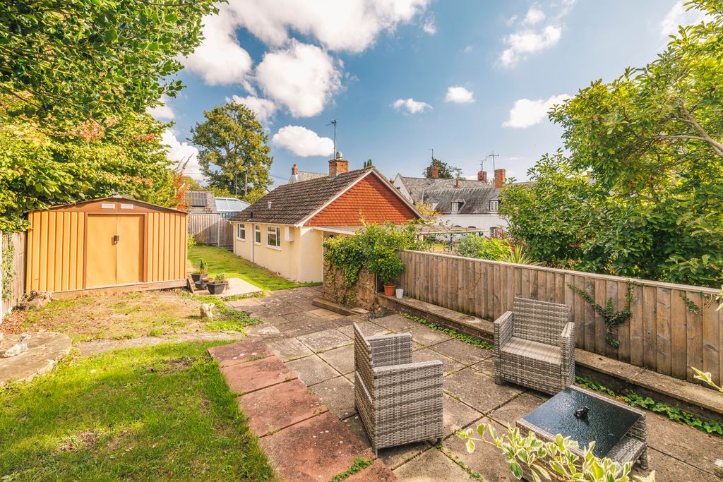 Property photo 3 of 18 Picture No. 32