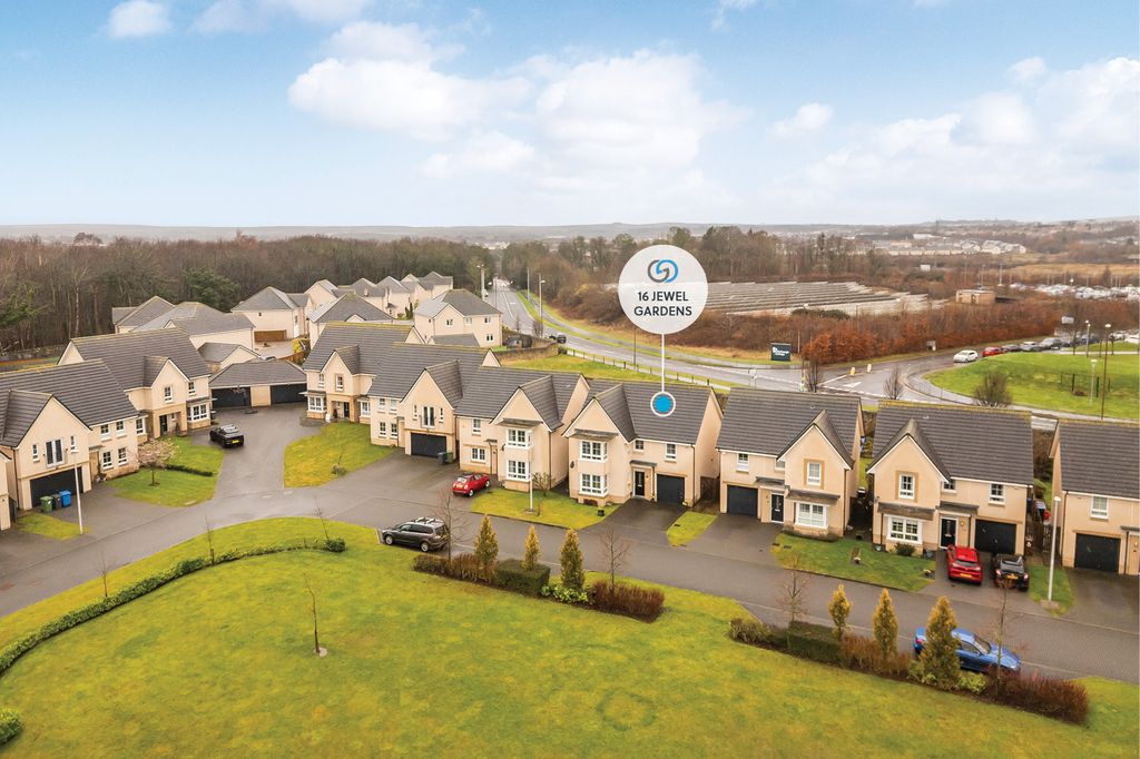 Property photo 2 of 27 Property Image 2