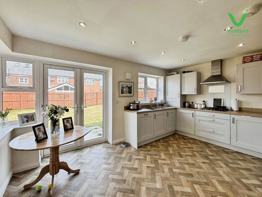Property photo 2 of 18 Pbox-Img.Jpg
