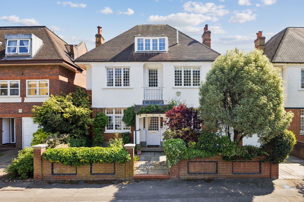 Property photo 1 of 16