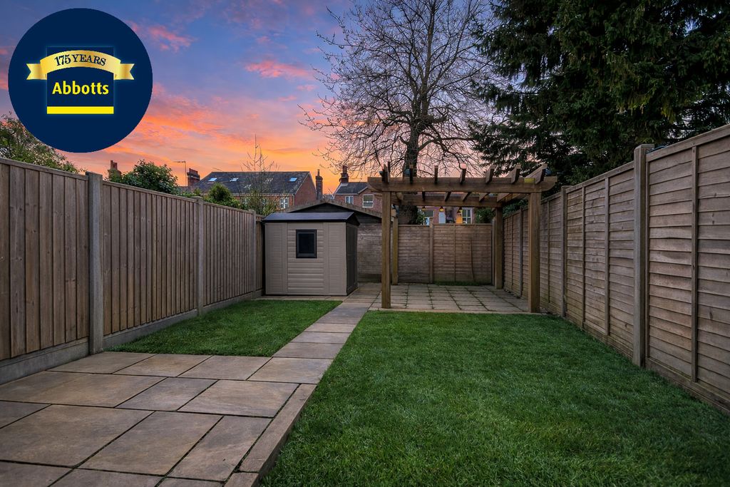 Property photo 2 of 7