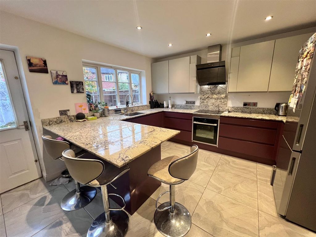 Property photo 3 of 16 Kitchen 2 Use.Jpg