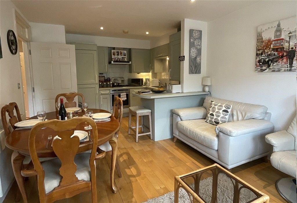 Property photo 2 of 13 Internal Lifestyle