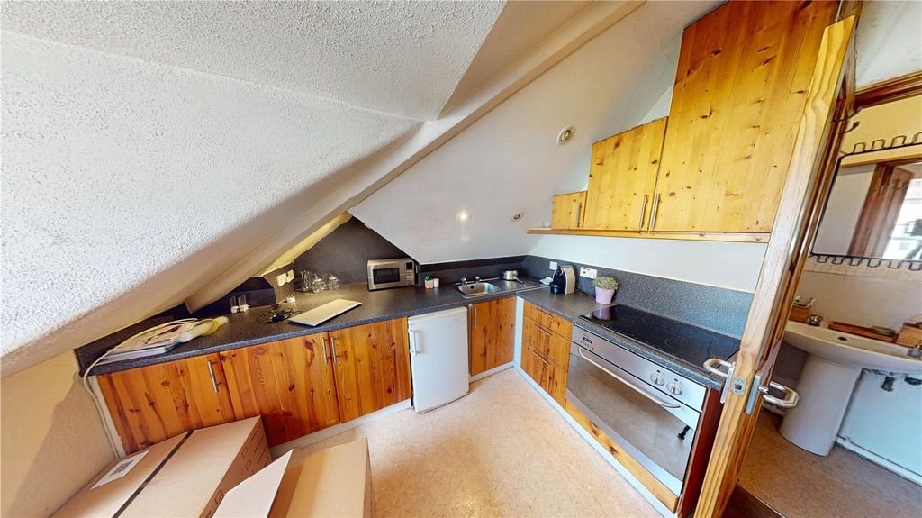 Property photo 1 of 5 Picture No. 04