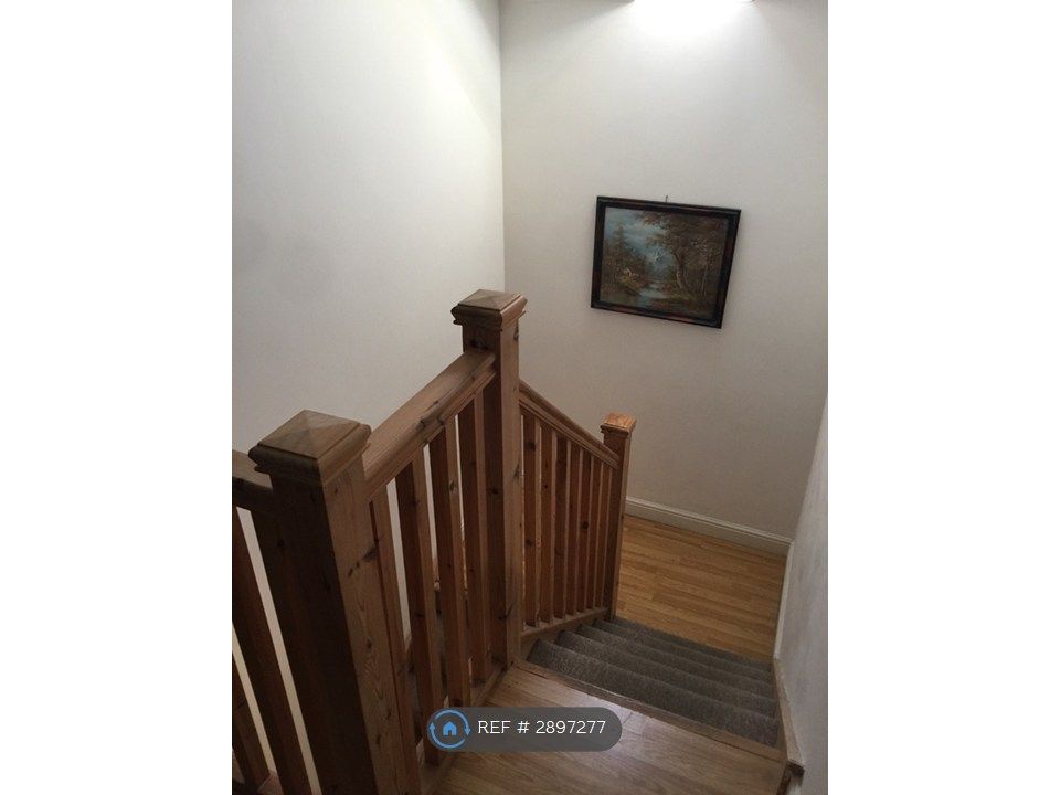 Property photo 3 of 17 Stairwell