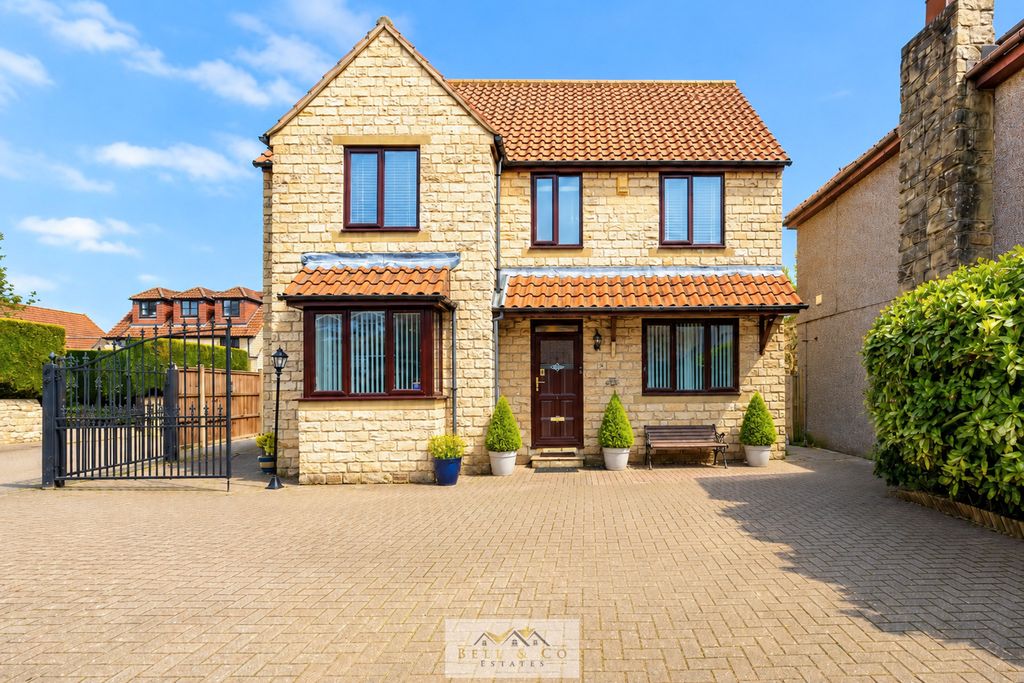 Property photo 1 of 29