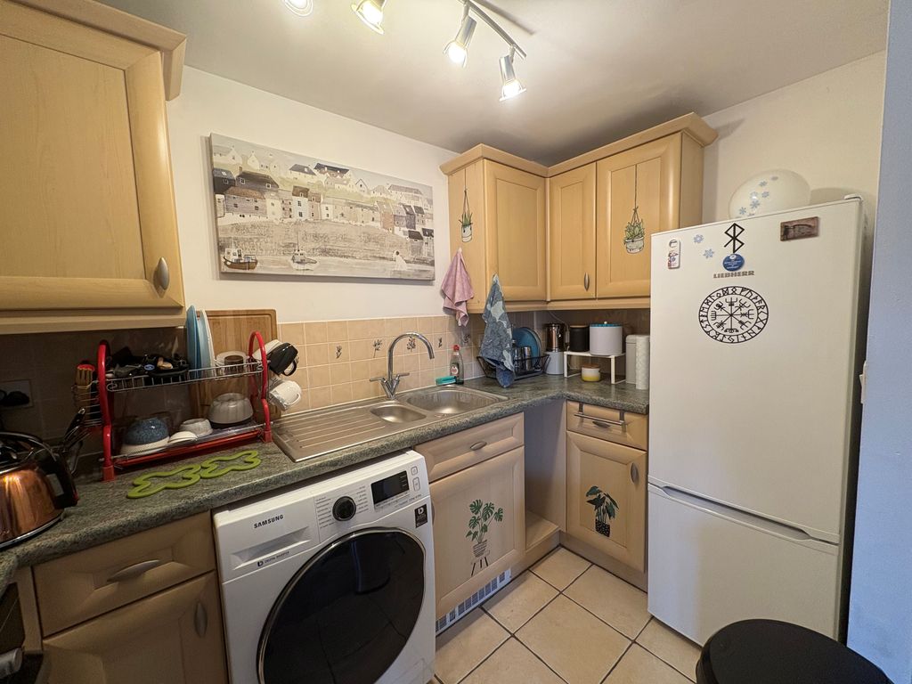 Property photo 3 of 12 3