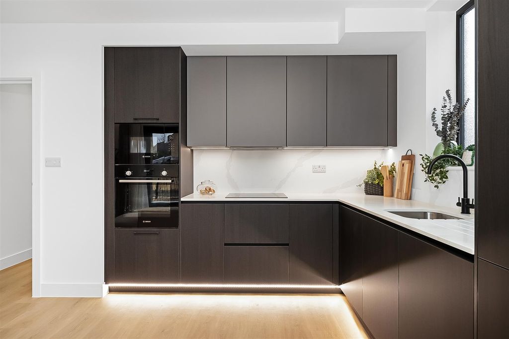 Property photo 1 of 8 Img_0865.Jpg