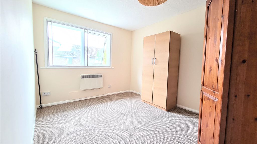 Property photo 2 of 4