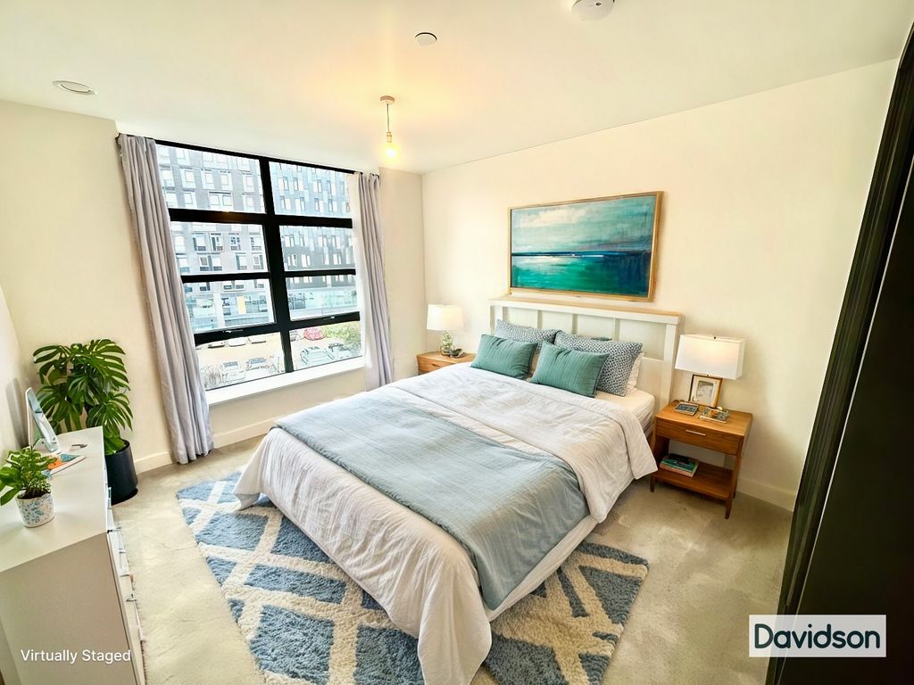 Property photo 2 of 8 Gunsmith Bedroom