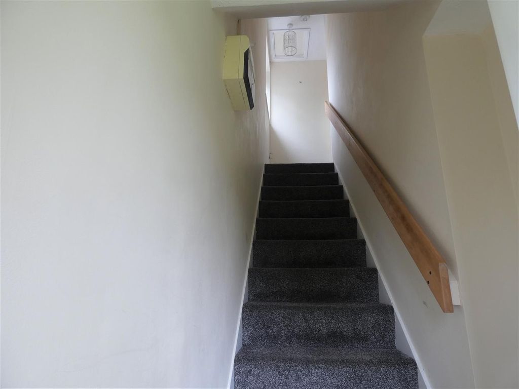 Property photo 2 of 8 P11200781.Jpg