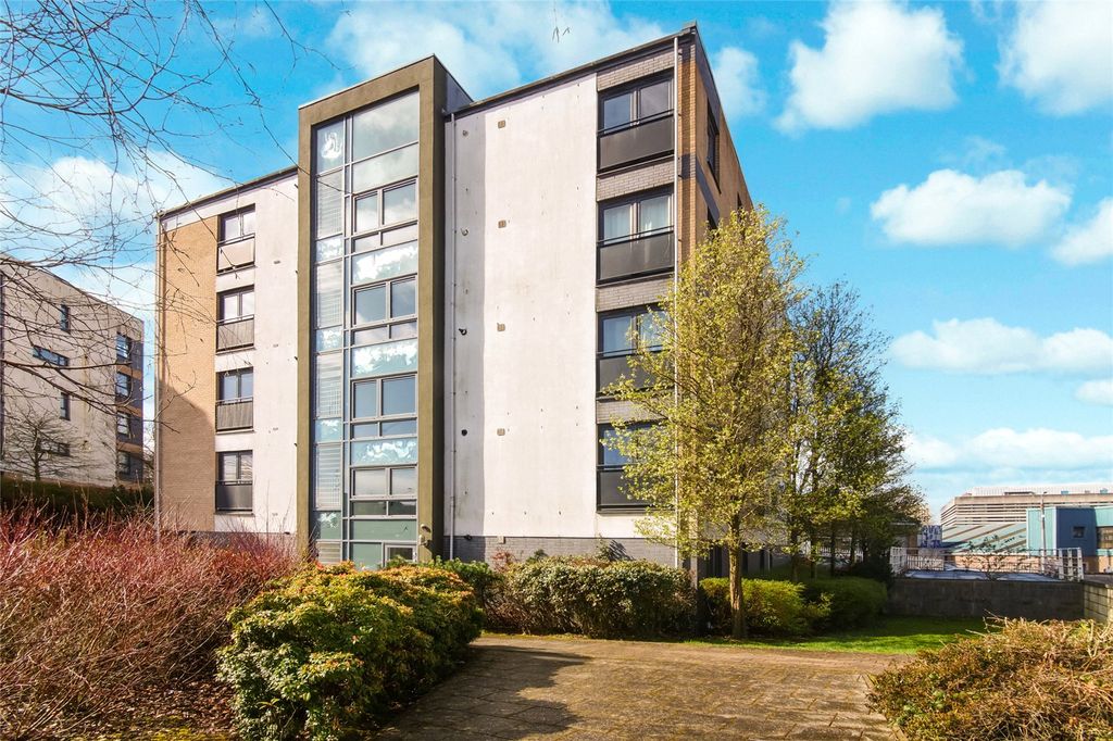 Property photo 1 of 16 1