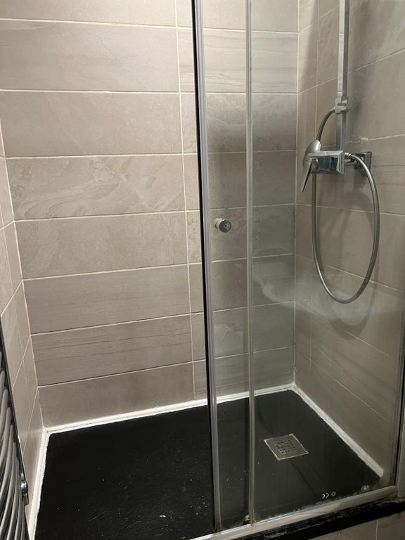 Property photo 2 of 3