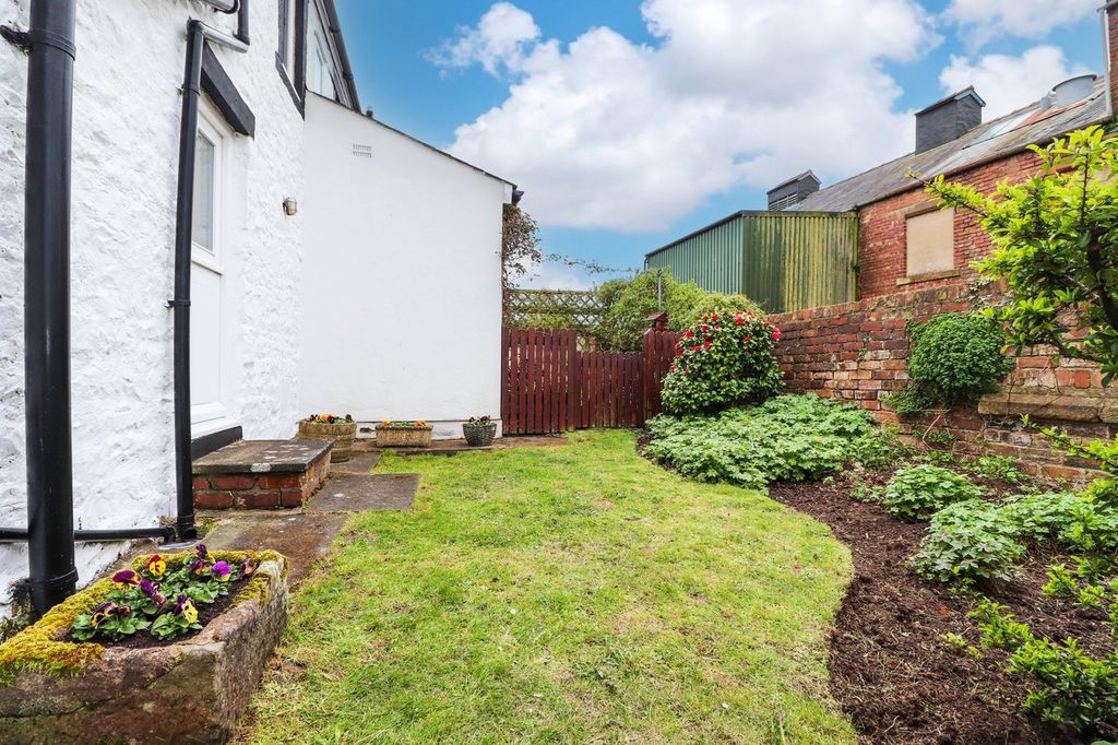 3 bed cottage for saleLow Row, Brampton CA8 photo 4