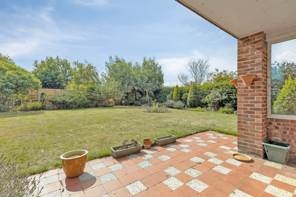 Property photo 3 of 16