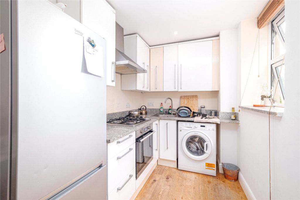 Property photo 2 of 6 Picture No. 02