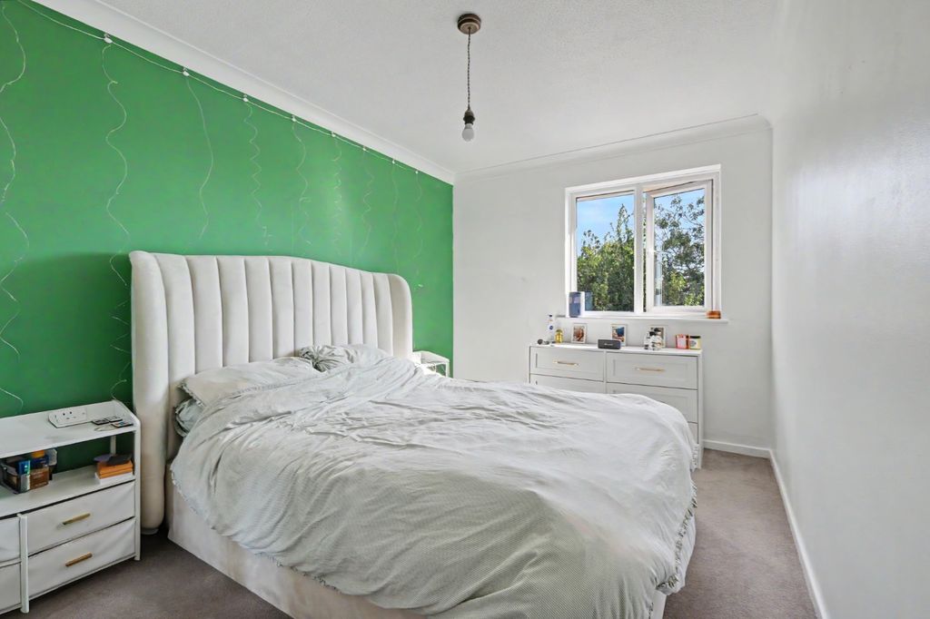 Property photo 3 of 9 5388794