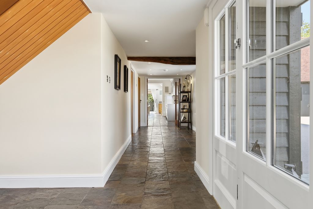 Additional image 34 of 5 bed barn conversion for saleThe Barn, Church Street, Billericay CM11