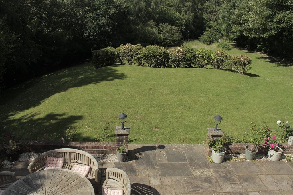 Property photo 2 of 26 Picture No. 53