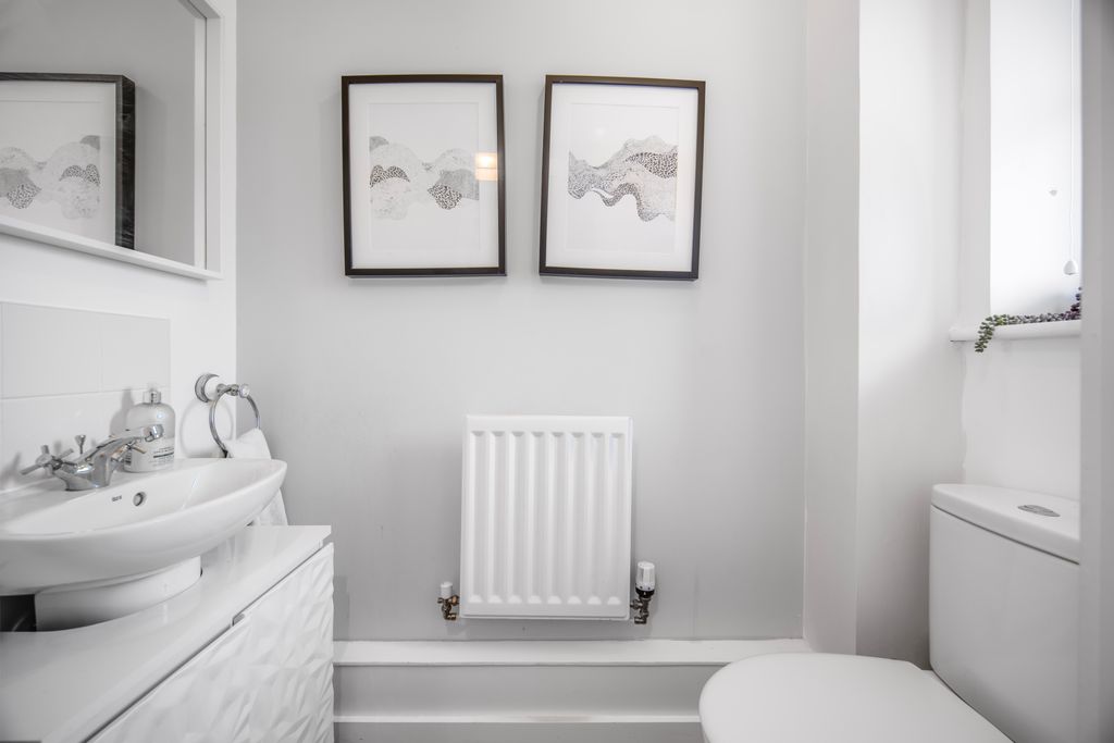 Property photo 3 of 20