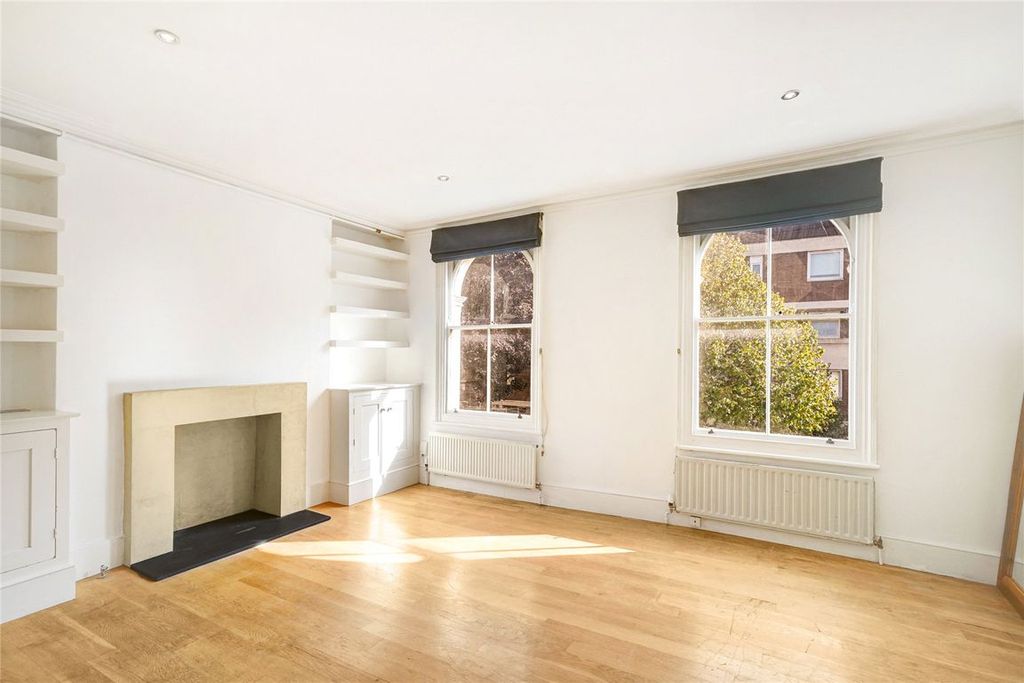 Property photo 2 of 6