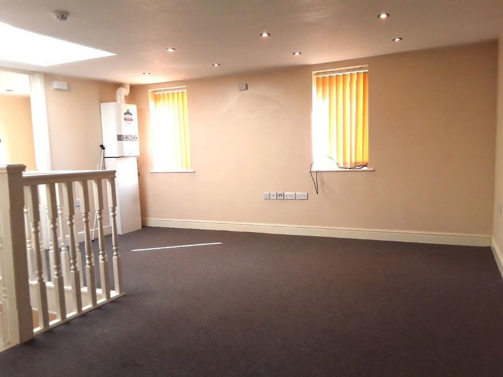 Property photo 1 of 5 Bedroom