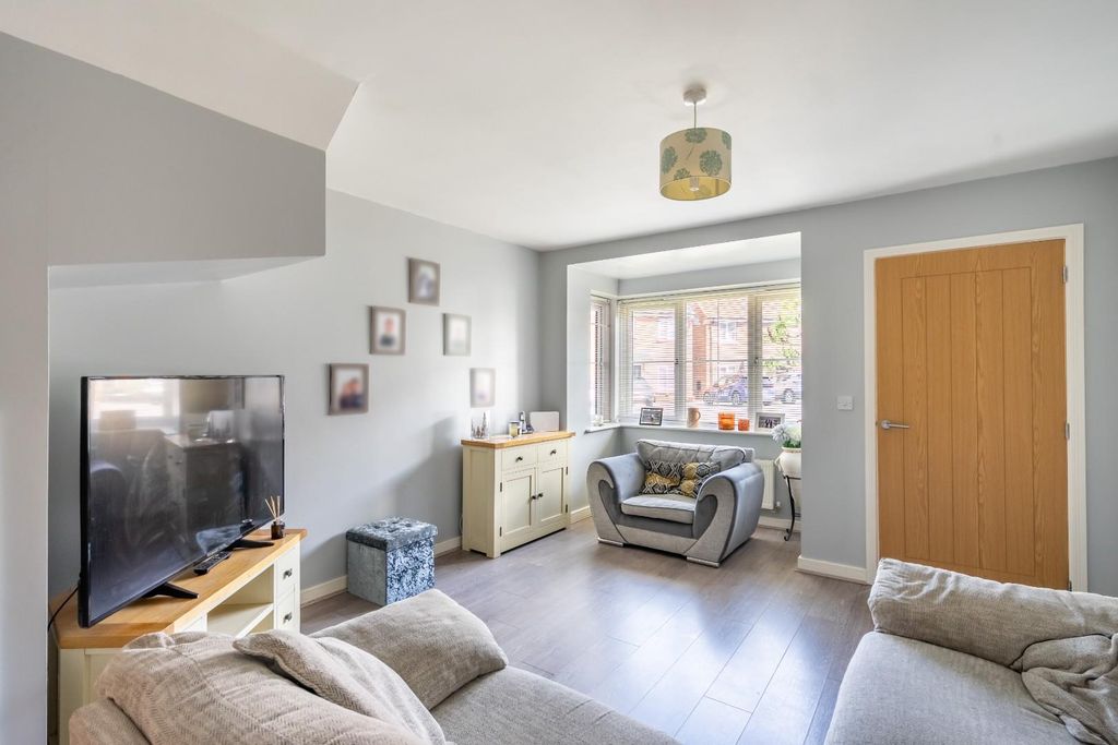 Property photo 3 of 15 5Hc-3.Jpg