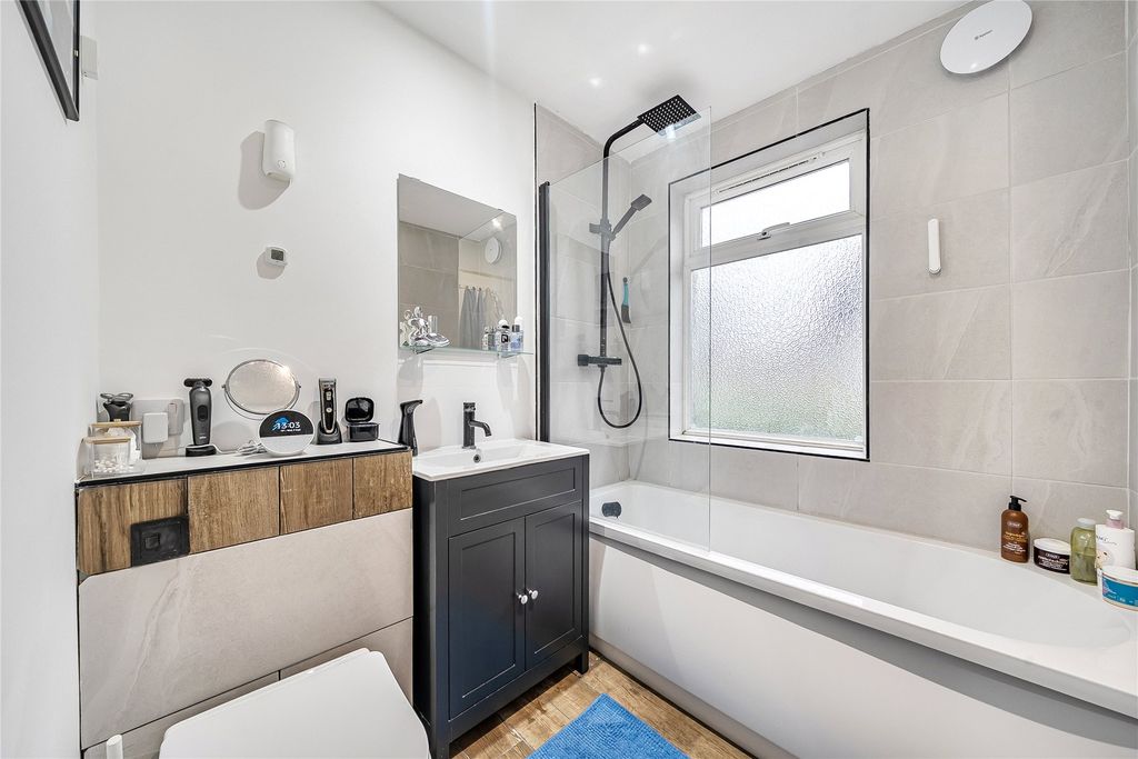 Property photo 3 of 16 Picture No. 01