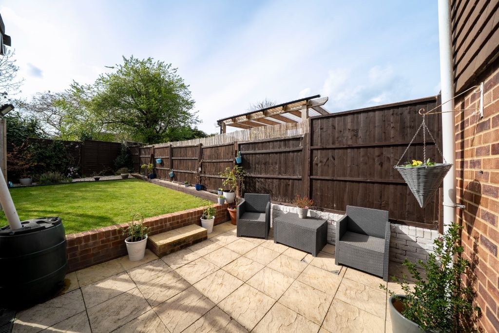 Property photo 2 of 21