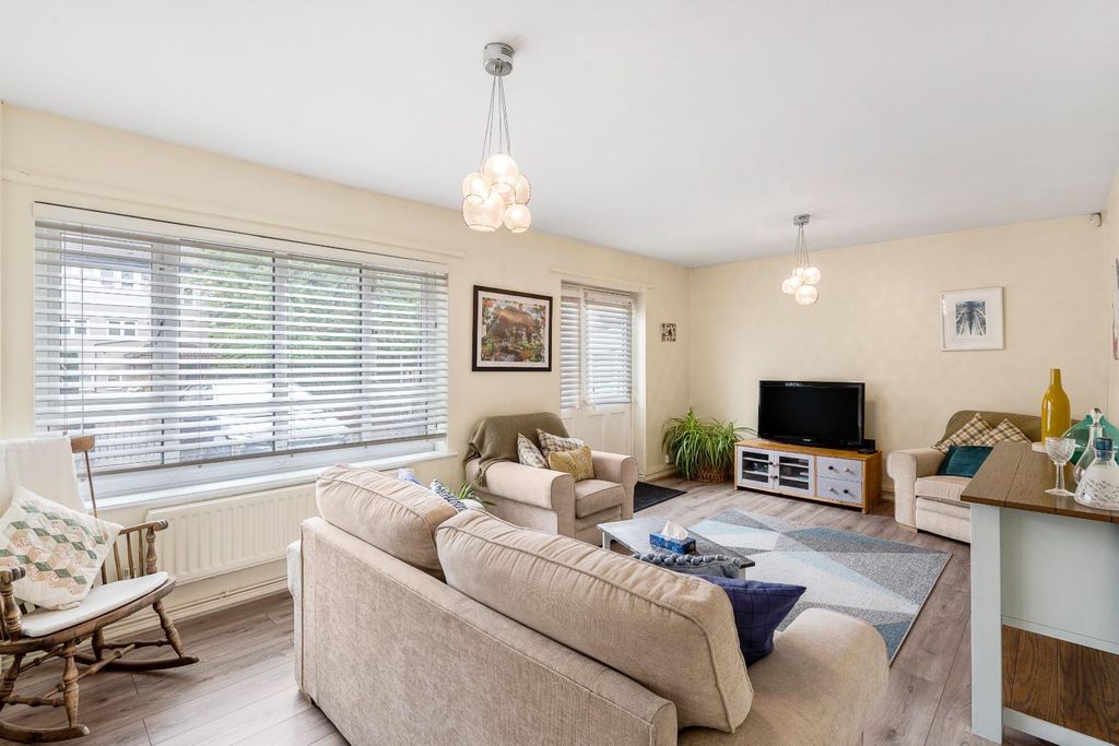 Property photo 2 of 18 2.Jpg