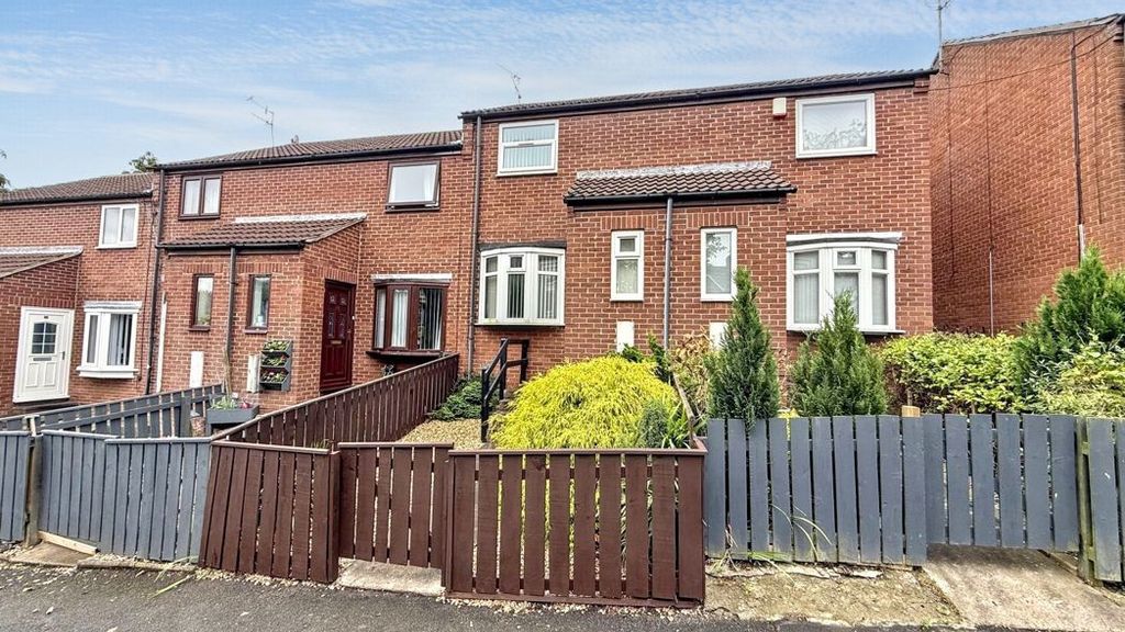 Property photo 1 of 12