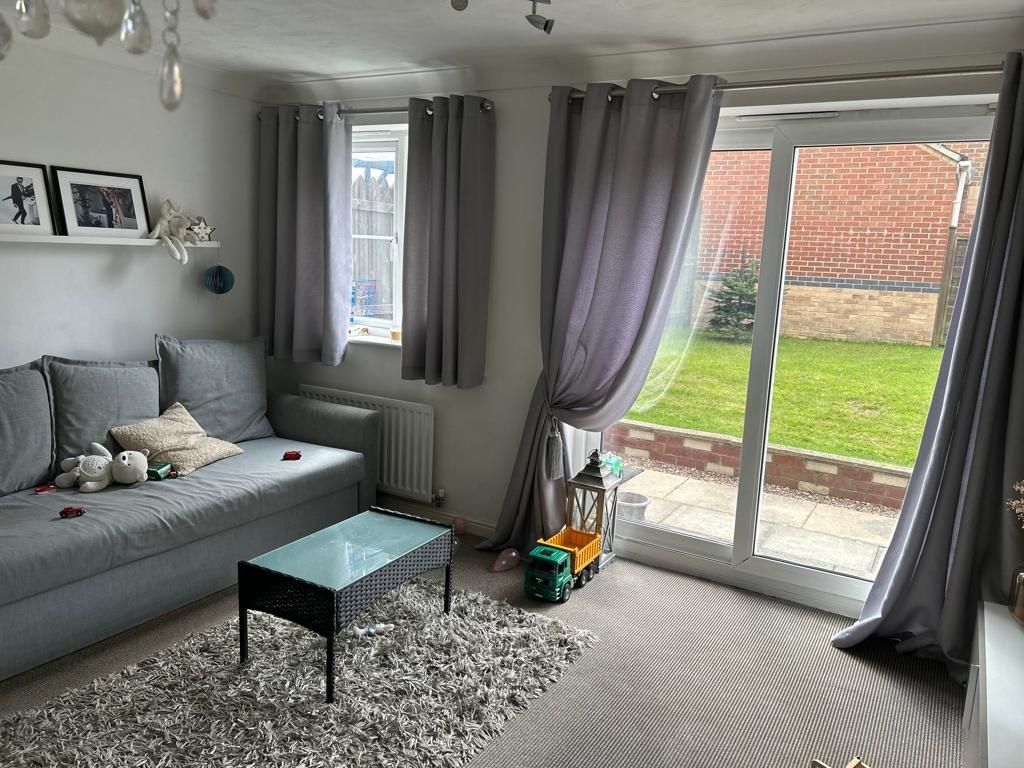 Property photo 2 of 8 Living Room: