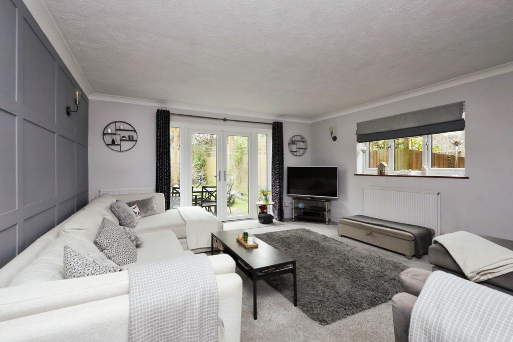 Property photo 2 of 21 Photography