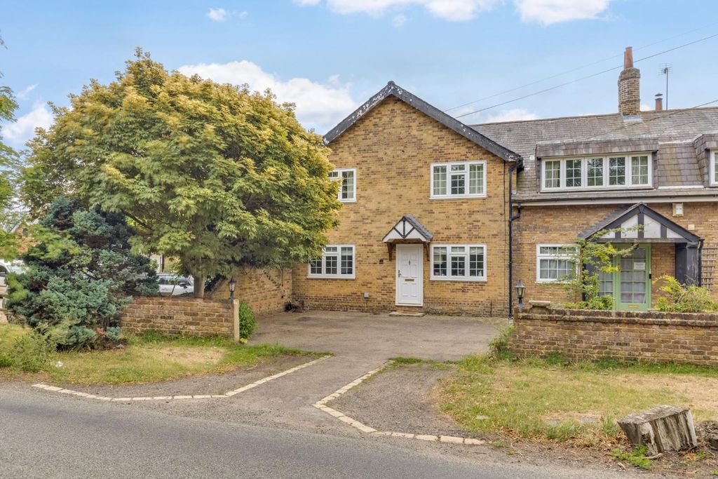 Property photo 1 of 33 White Stubbs Lane 2-2.Jpg