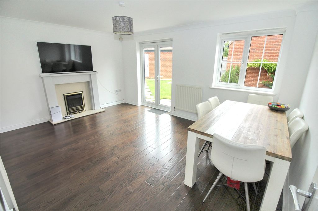 Property photo 3 of 20 Picture No. 03
