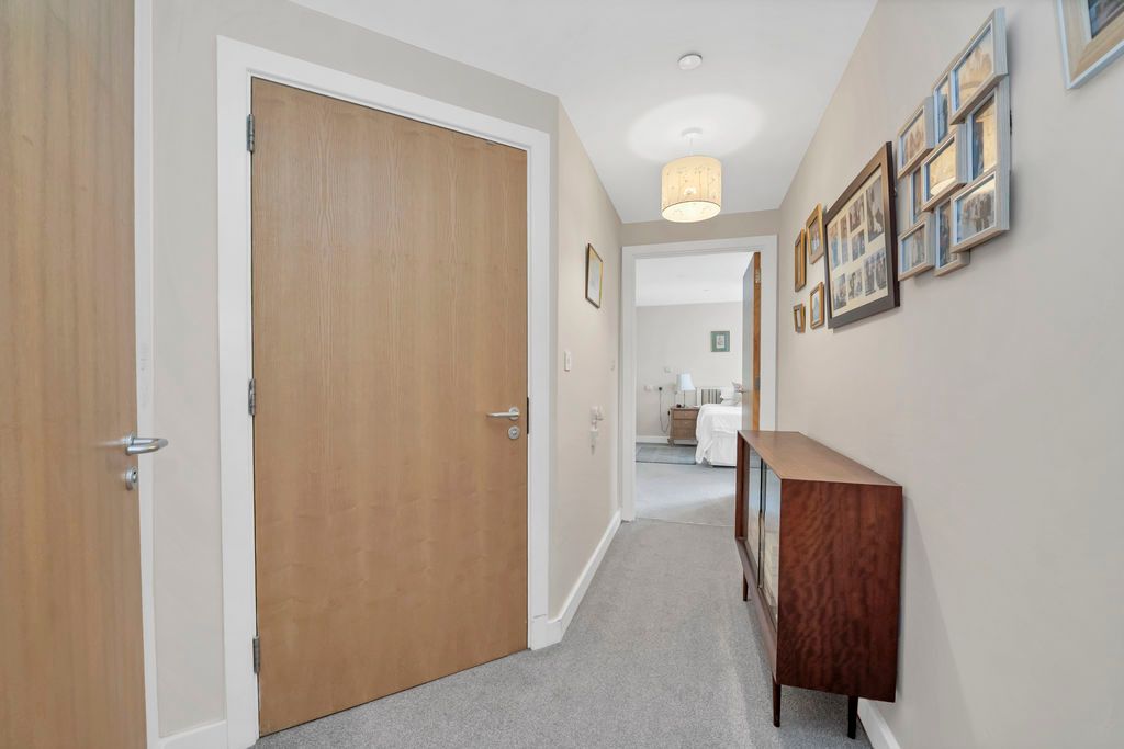 Property photo 3 of 10 Hallway