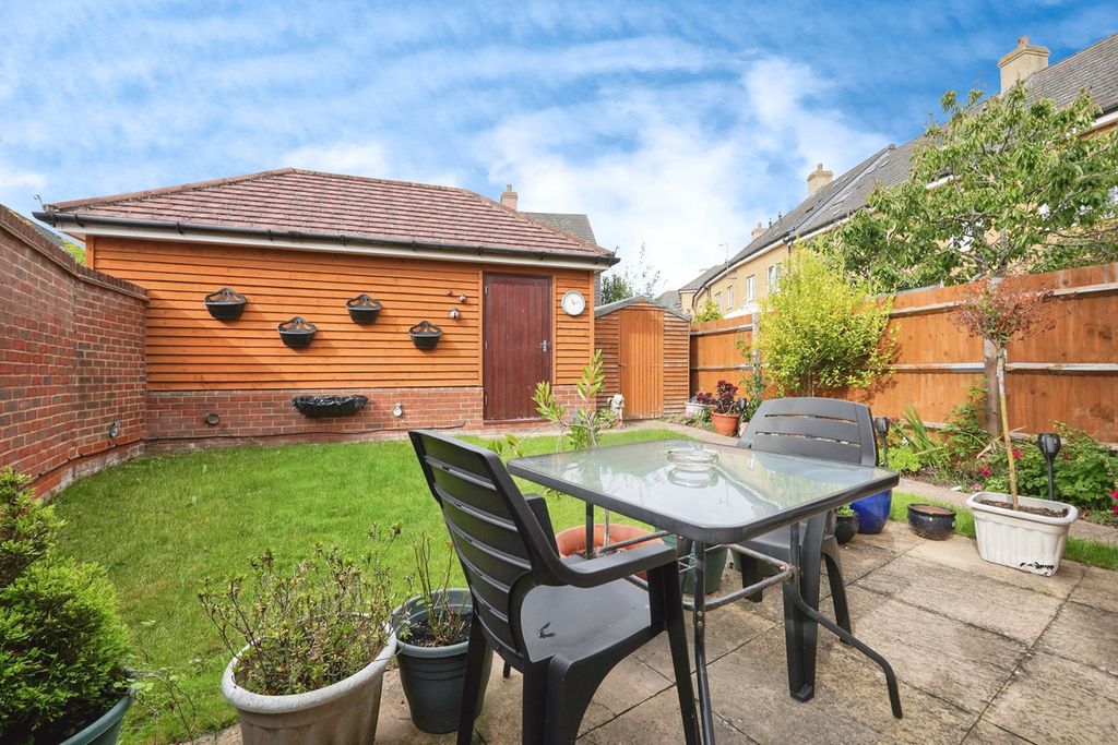 Property photo 3 of 18