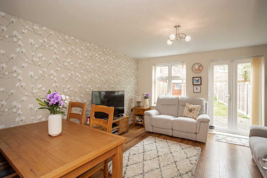 Property photo 2 of 24