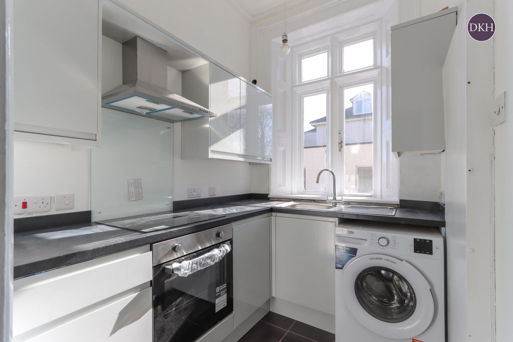 Property photo 2 of 10 Picture No. 07