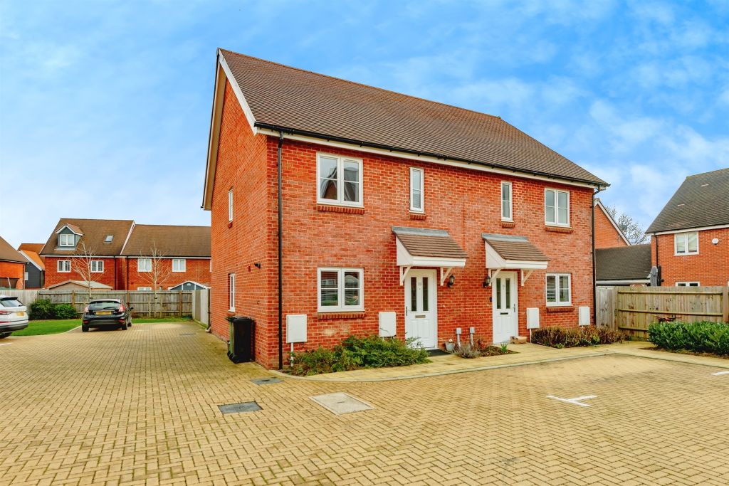 Property photo 1 of 12