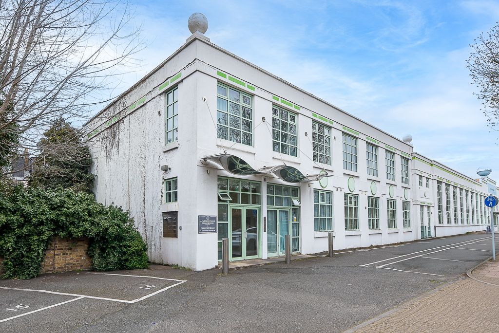 Property photo 1 of 5